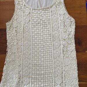 Adiva  Cream Floral Lace crochet tank size Medium Size coquette girl
